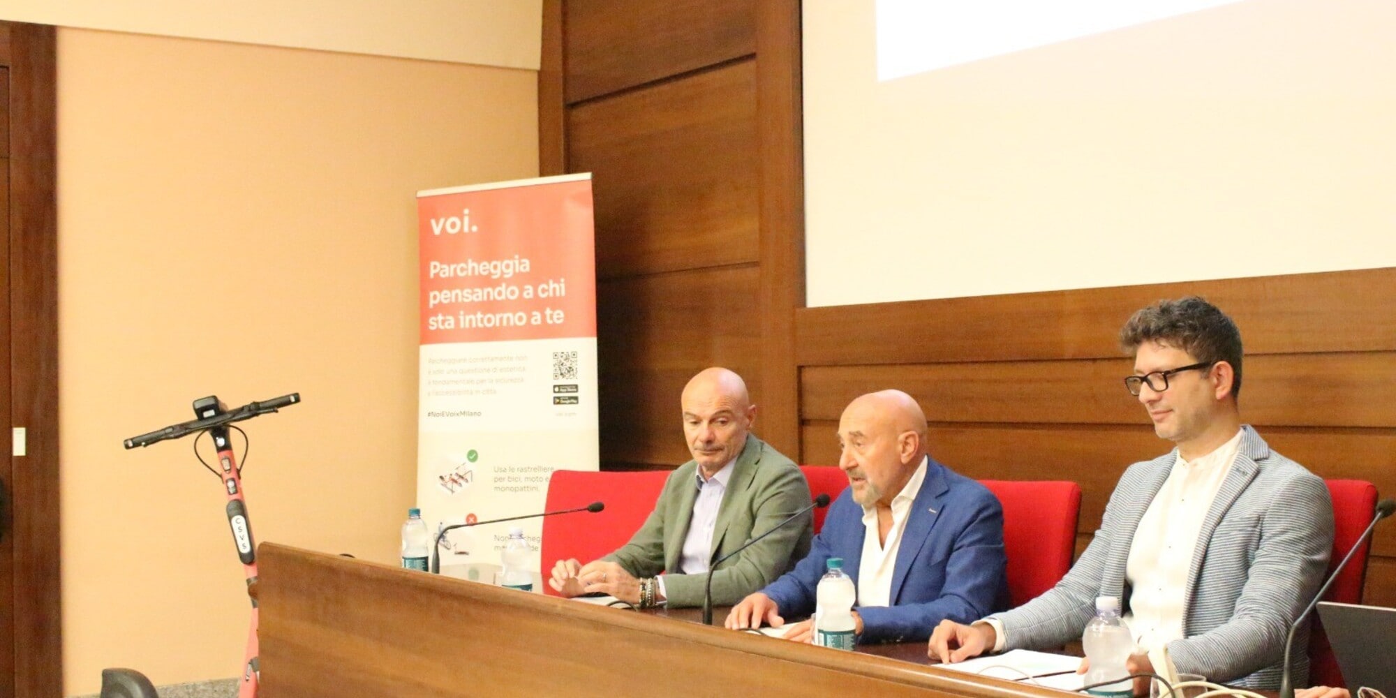Monopattini elettrici, a Milano misure contro il parcheggio selvaggio