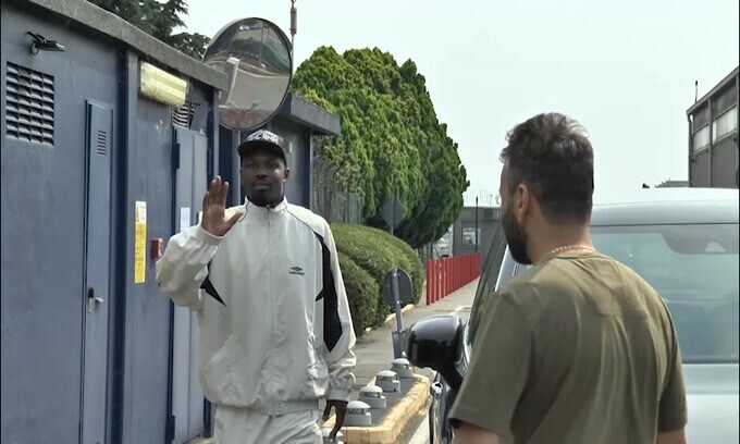 Inter, Thuram è atterrato a Linate: le immagini