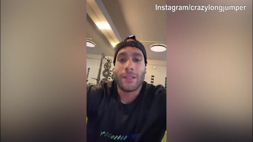 Jacobs, messaggio social: "Terapie dolorose, presto torneremo a divertirci..."