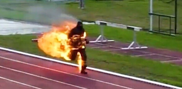 Jonathan Vero, l'incredibile record del mondo nei 100m col corpo in fiamme