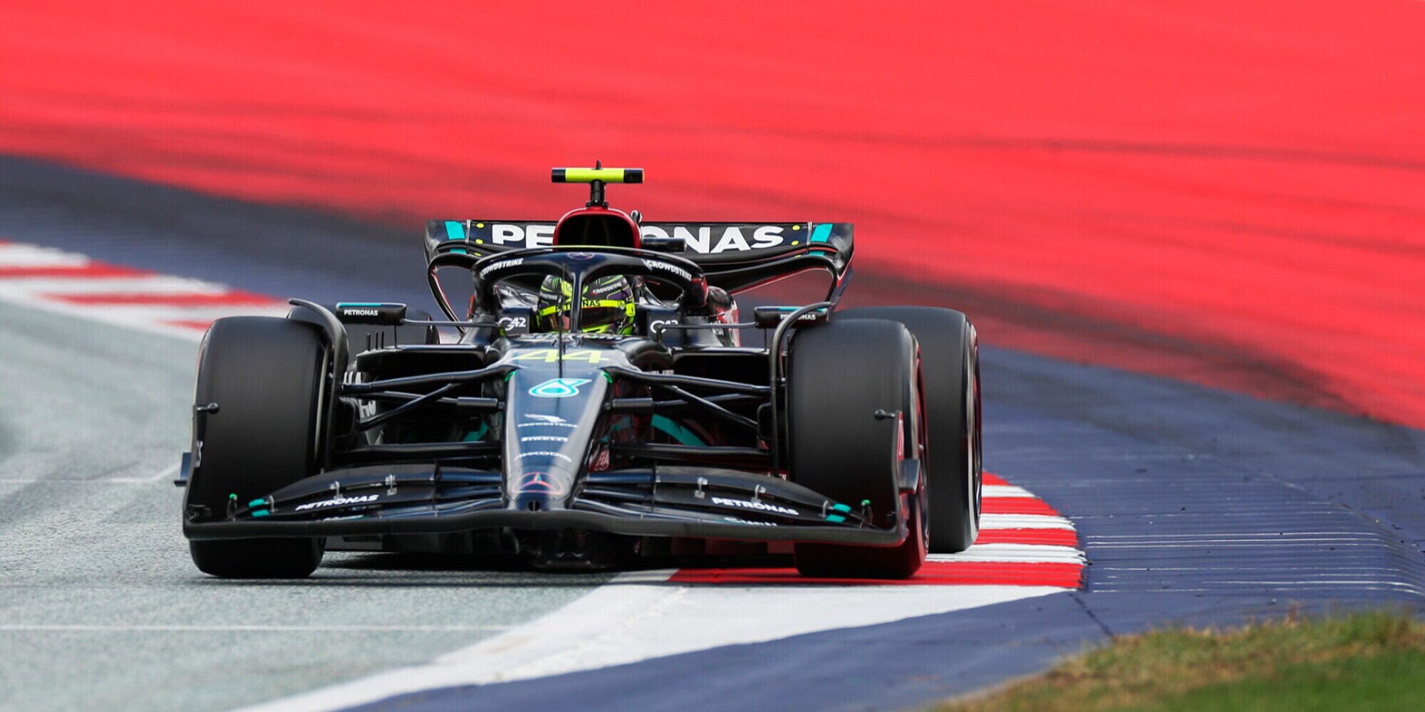F1, Hamilton deluso: "Non mi aspettavo di essere così lento"