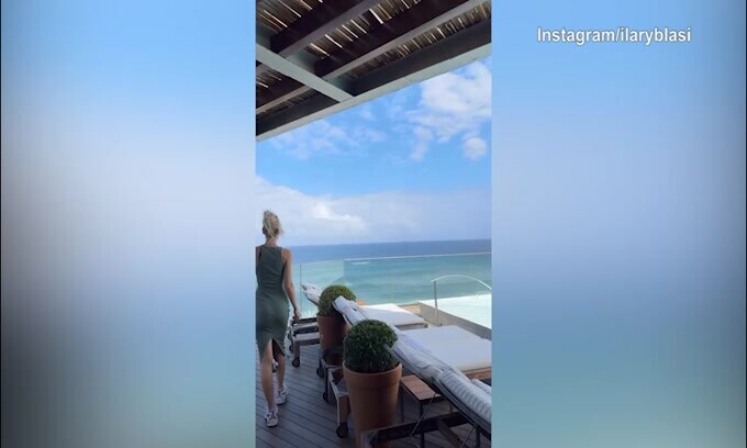 Dalla cena romantica al sole: Ilary Blasi si gode il Brasile