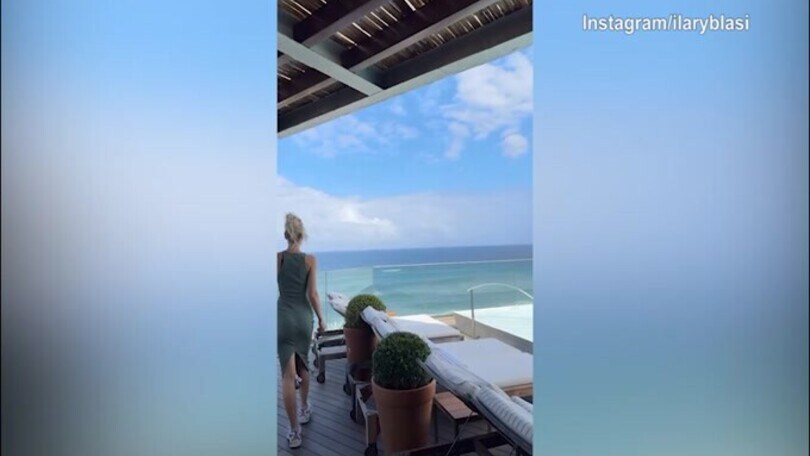 Dalla cena romantica al sole: Ilary Blasi si gode il Brasile