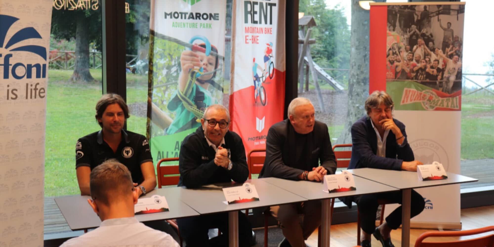 La Fulgor Basket presenta coach Ugo Ducarello