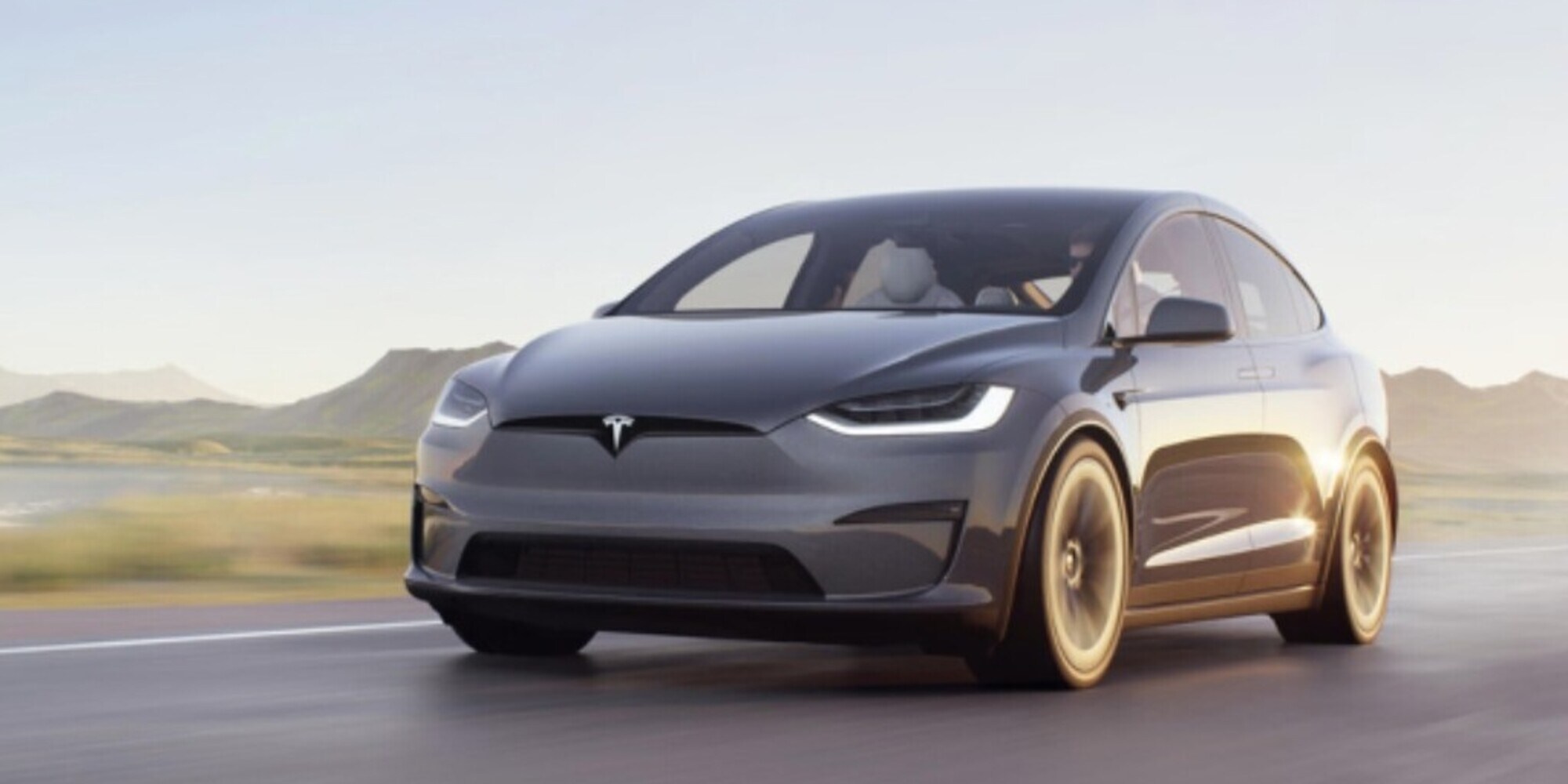 Se vuoi guidare una Tesla, Elon Musk ti paga per testare i suoi modelli