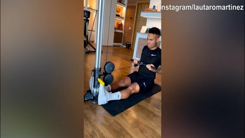 Inter, allenamento in palestra per Lautaro Martinez