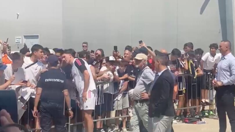 "Dusan, resta a Torino": i tifosi della Juve confermano Vlahovic