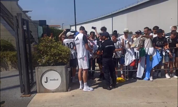 Visite mediche concluse: Vlahovic lascia il J-Medical
