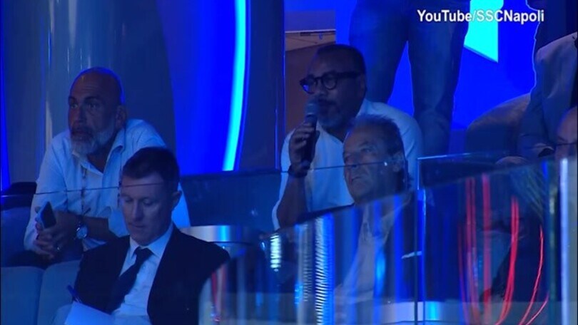 De Laurentiis: "Osimhen resta? Sì, ma per un’offerta più che indecente..."