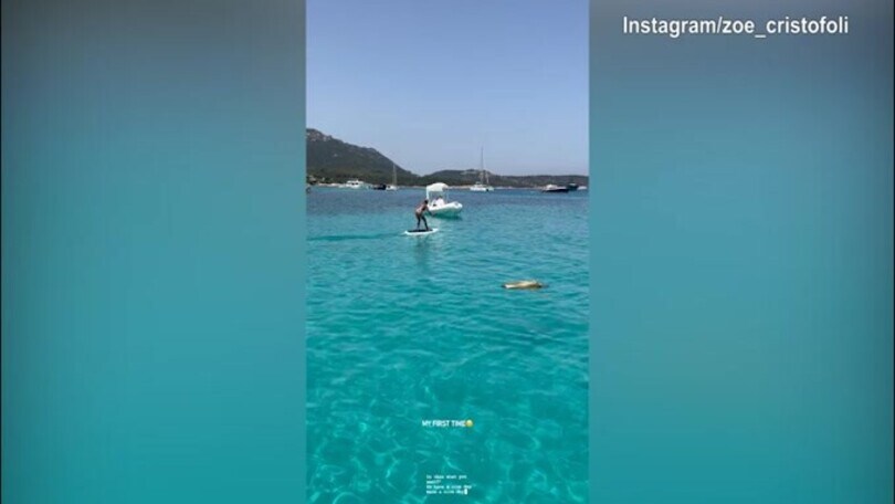 Lady Hernandez sul surf elettrico: "La mia prima volta"