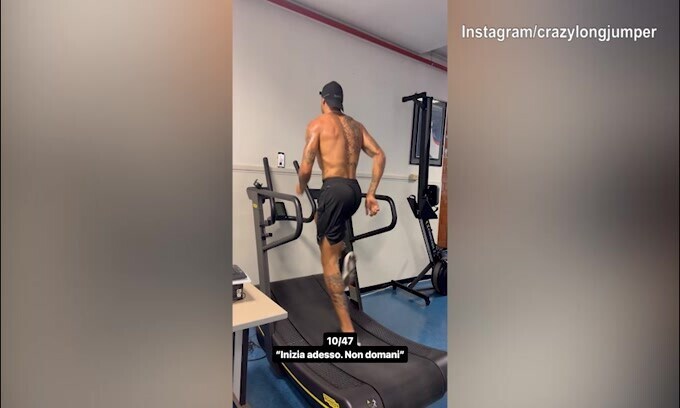"Inizia adesso, non domani": Jacobs corre sul tapis-roulant