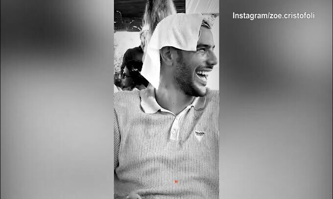 Milan, il sorriso di Theo in vacanza