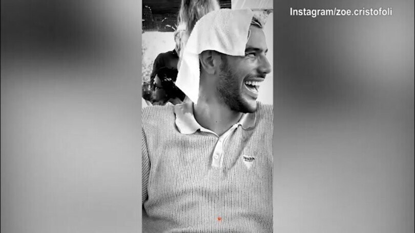 Milan, il sorriso di Theo in vacanza