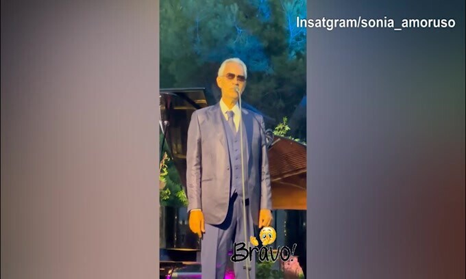 Sonia Amoruso a Capri, Bocelli canta: "Bravo"