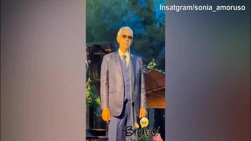 Sonia Amoruso a Capri, Bocelli canta: "Bravo"