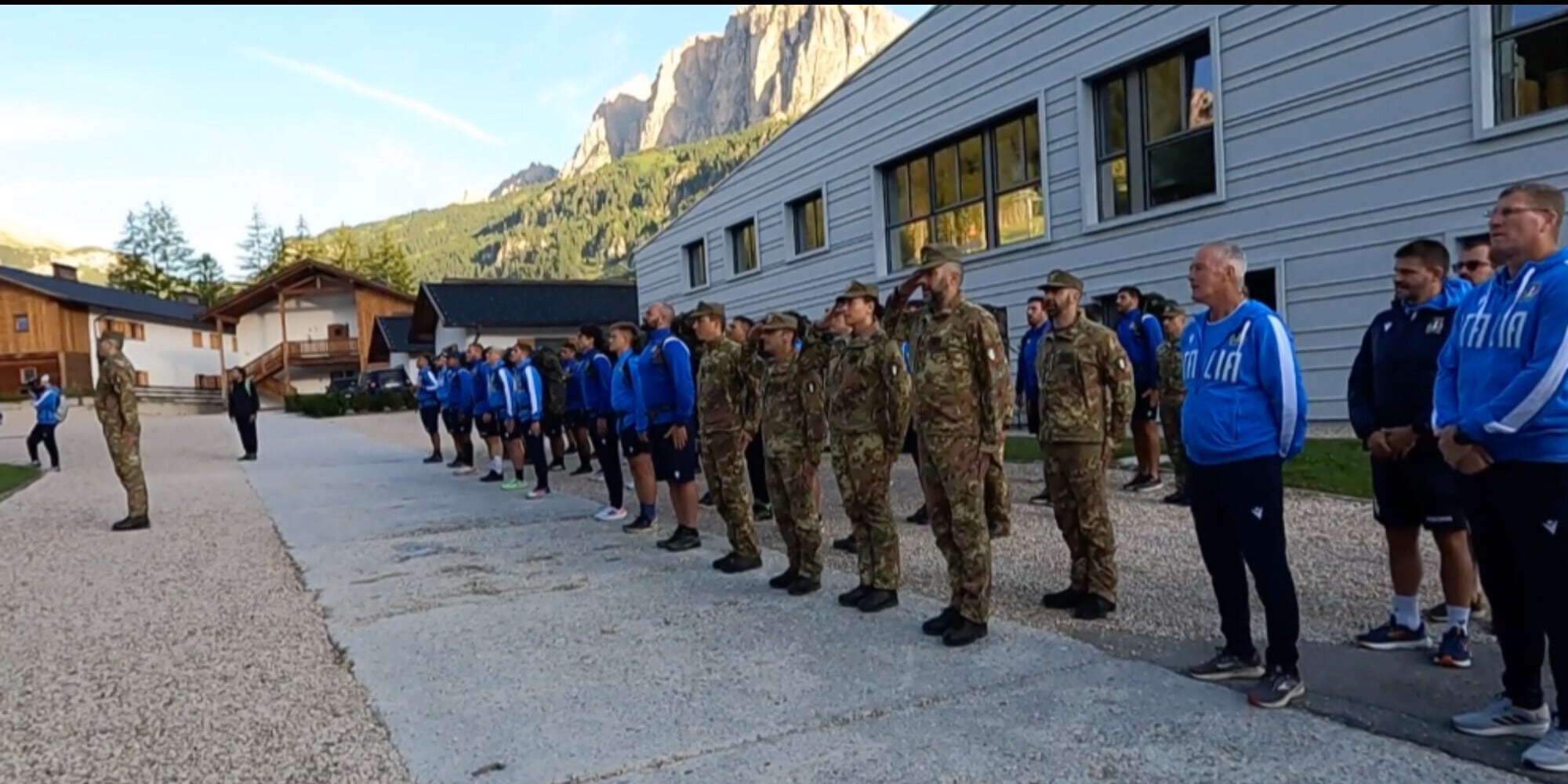 La Nazionale di Rugby in montagna con le Truppe Alpine dell'Esercito