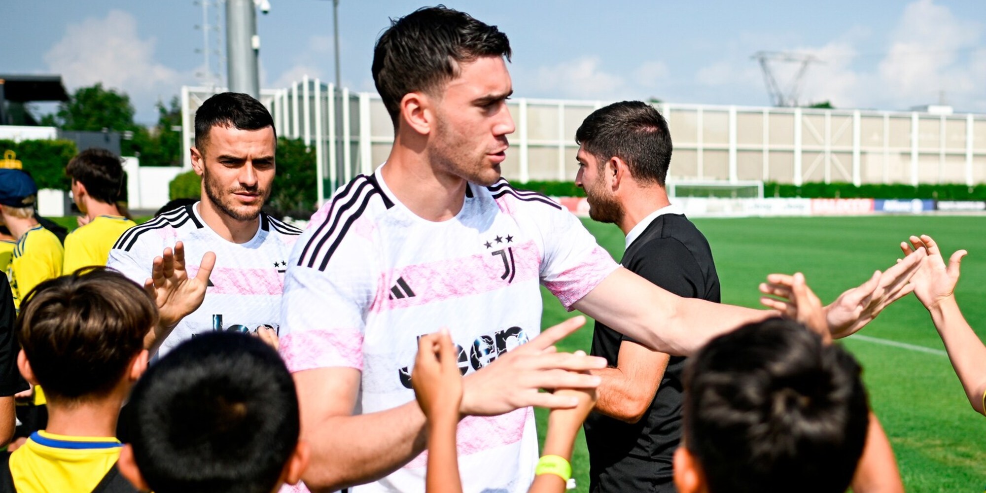Vlahovic, le quote scommesse: il futuro del mercato Juve secondo i bookie