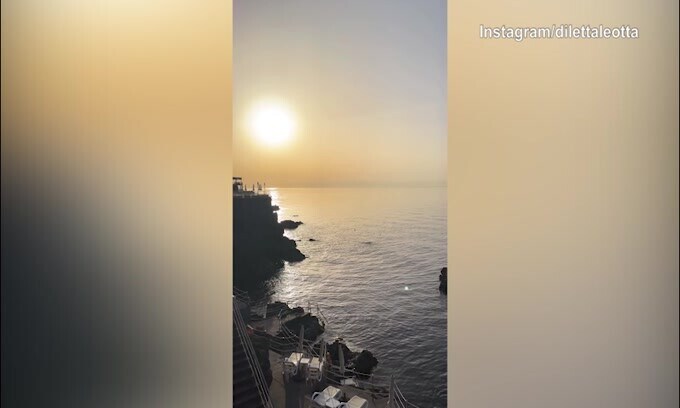 Alba sul mare: il buongiorno di Diletta Leotta