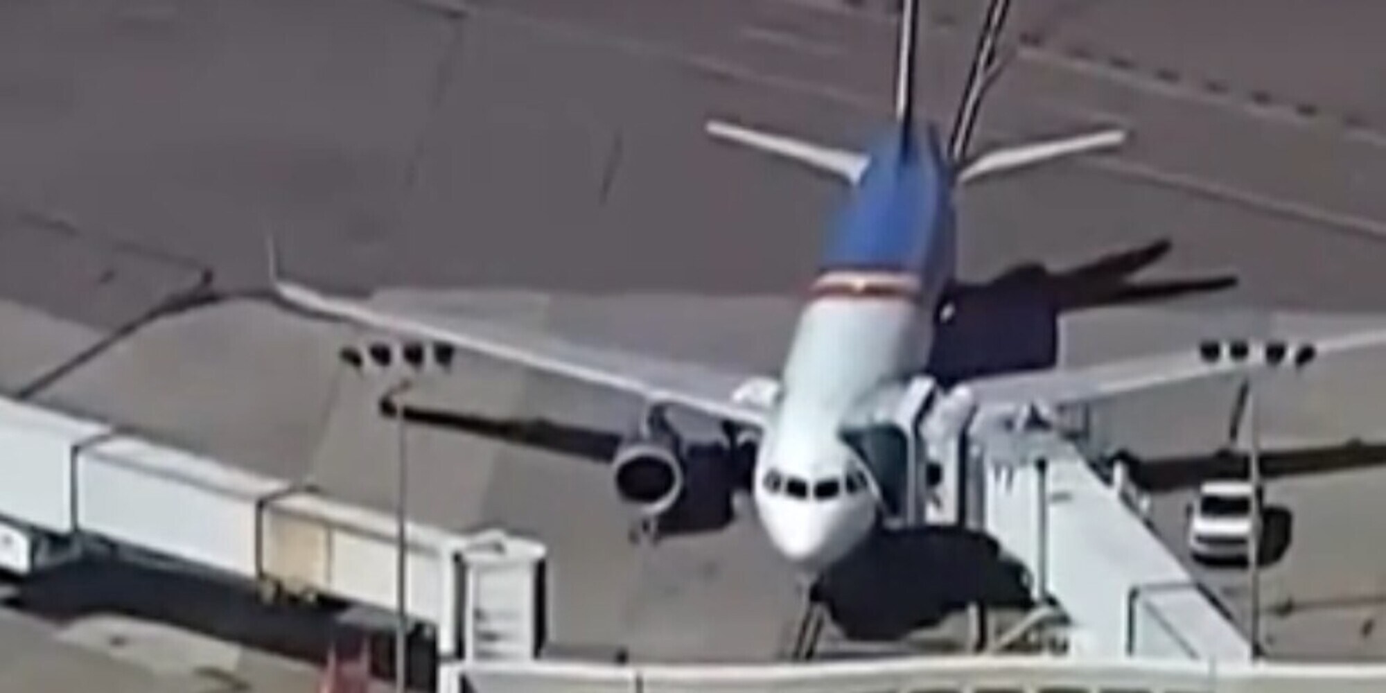 Sfiorata tragedia: aereo sta per schiantarsi, ma all'ultimo si salva