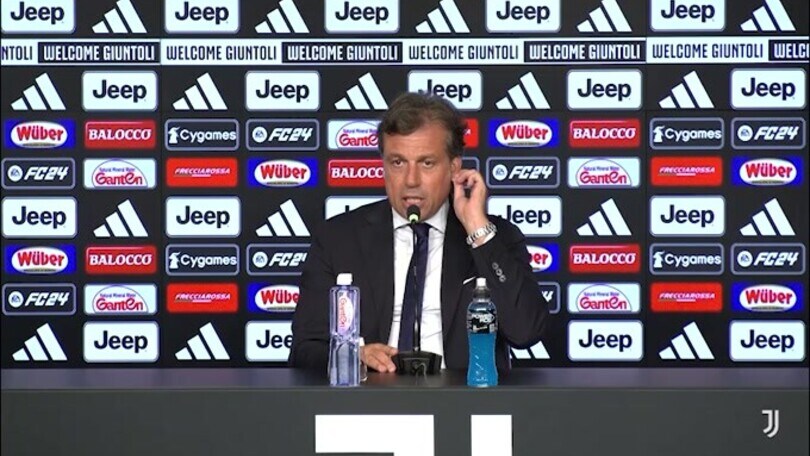 Giuntoli: "Dobbiamo dare un occhio ai conti"