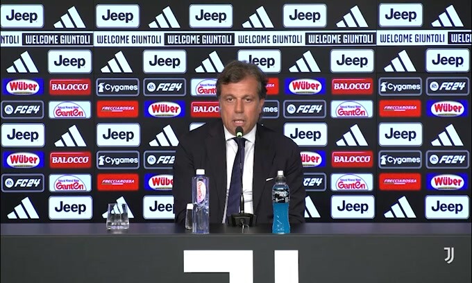 Giuntoli: "Vlahovic? Puntiamo su di lui, ma per offerte irrinunciabili..."