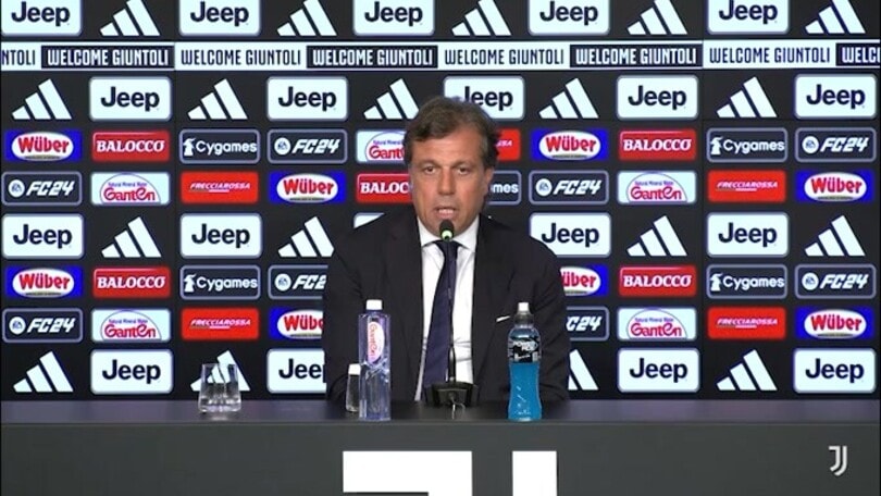 Giuntoli: "Vlahovic? Puntiamo su di lui, ma per offerte irrinunciabili..."