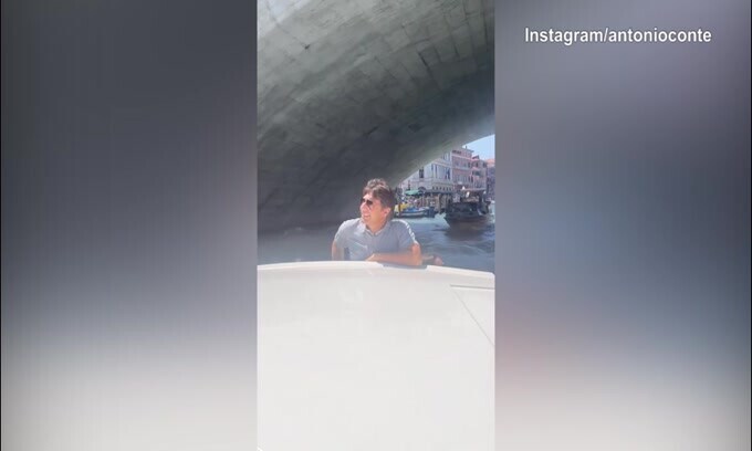 Conte versione turista: ecco il video della gita a Venezia