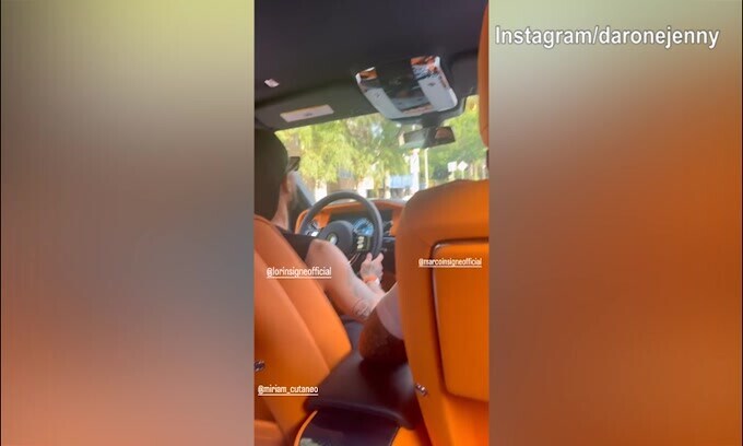 Insigne, che voce! Canta sulle note di Gigi d'Alessio...