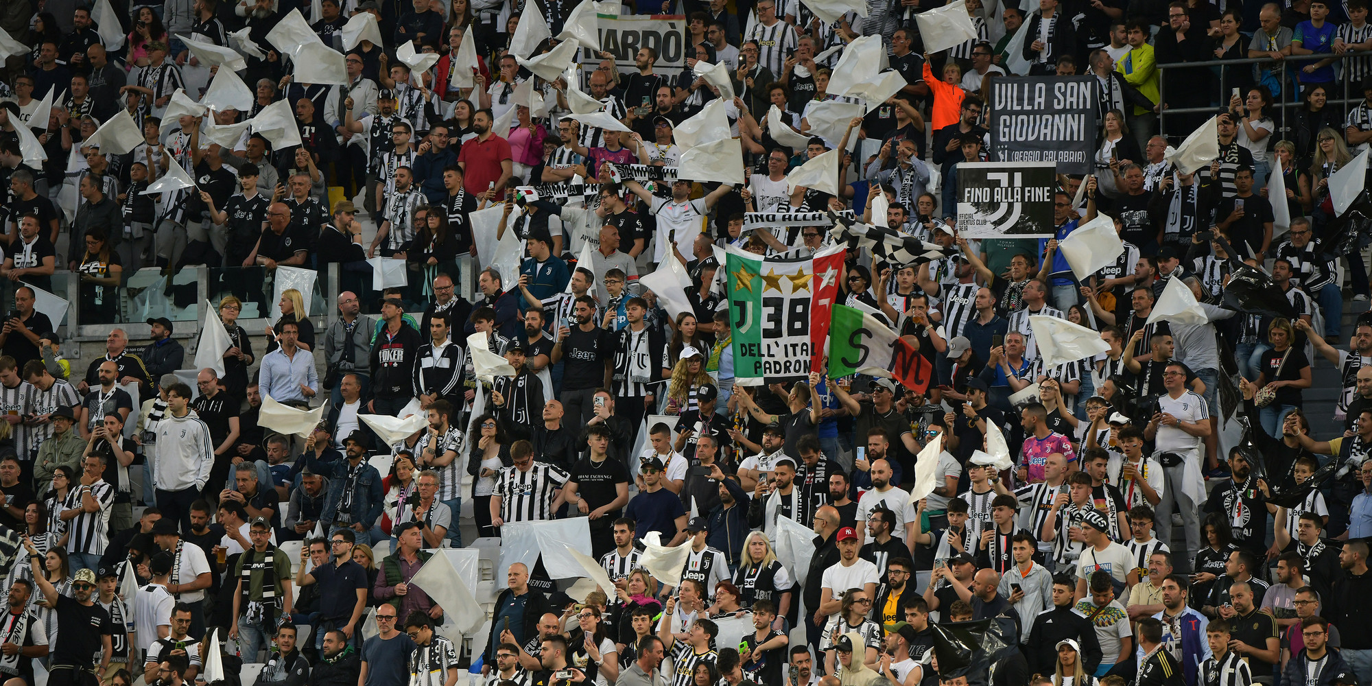 Juve, tifosi tra fedeltà e sfiducia: fareste l’abbonamento allo Stadium per la prossima stagione?