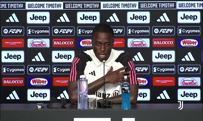 Weah: "David? È un mio amico e mi ha fatto delle domande"