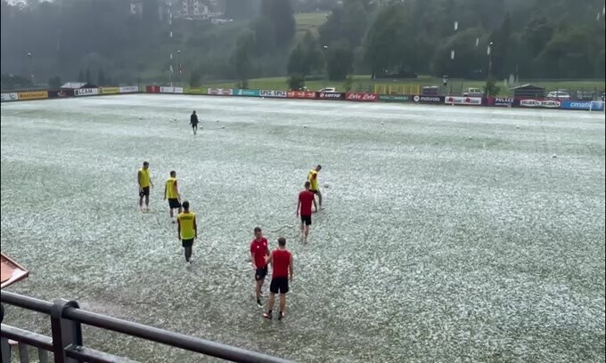Ritiro Monza, violenta grandinata: allenamento sospeso