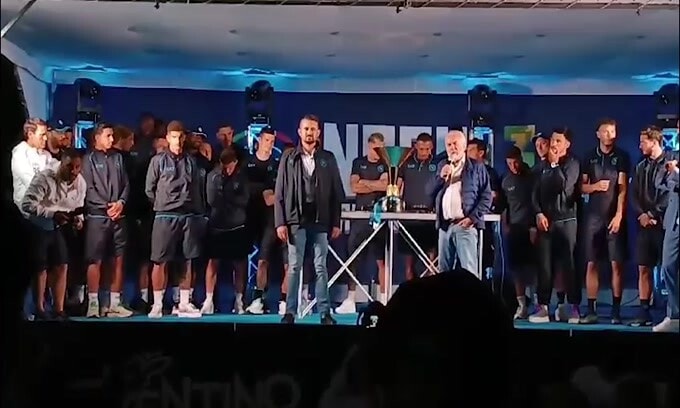 De Laurentiis annuncia: "Di Lorenzo ha rinnovato fino al 2029"