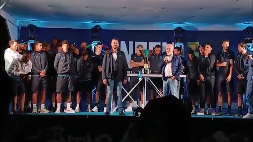 De Laurentiis annuncia: "Di Lorenzo ha rinnovato fino al 2029"