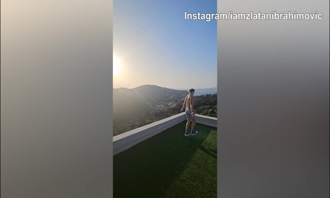 Ibra lontano dal calcio? Lui vuole tenersi in forma e...salta