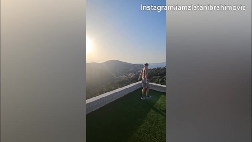 Ibra lontano dal calcio? Lui vuole tenersi in forma e...salta
