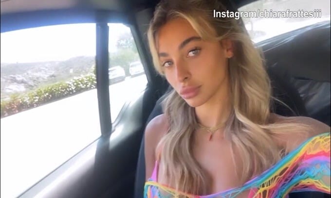 Chiara Frattesi, quanti colori addosso: i fan impazziscono