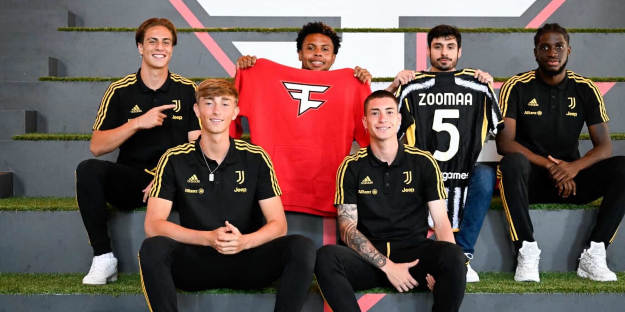 La Juventus incontra i Faze tra calcio e esports