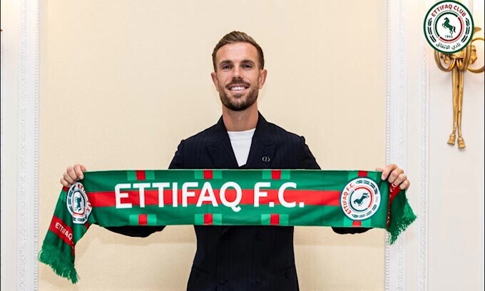 Calciomercato, è ufficiale: Henderson all'Al Ettifaq