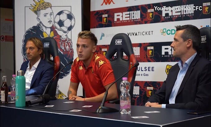 Retegui: "Giocare al Genoa un onore, ringrazio Mancini"