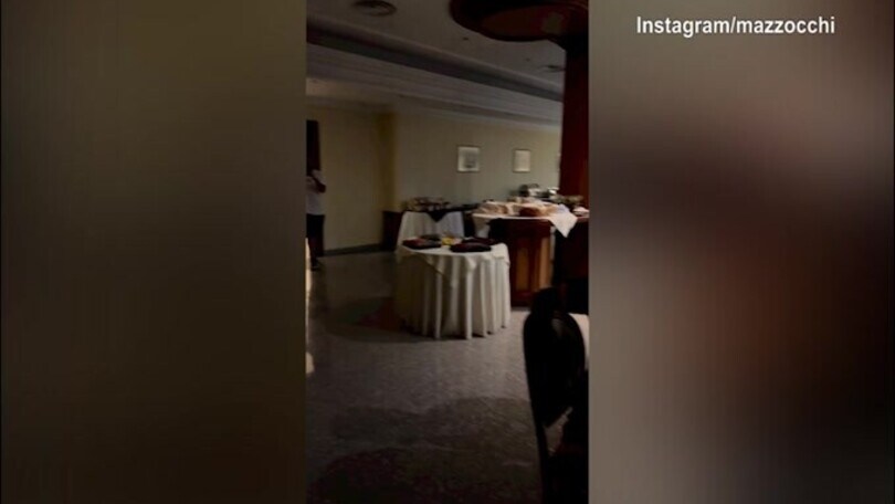 Mazzocchi, sorpresa della moglie in ritiro: il video social