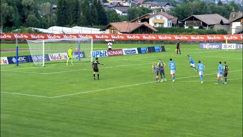 Napoli-Hatayspor, tre calciatori azzurri saltano il match