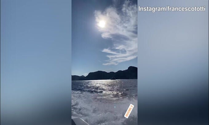 Totti-Noemi, giornata a Ponza