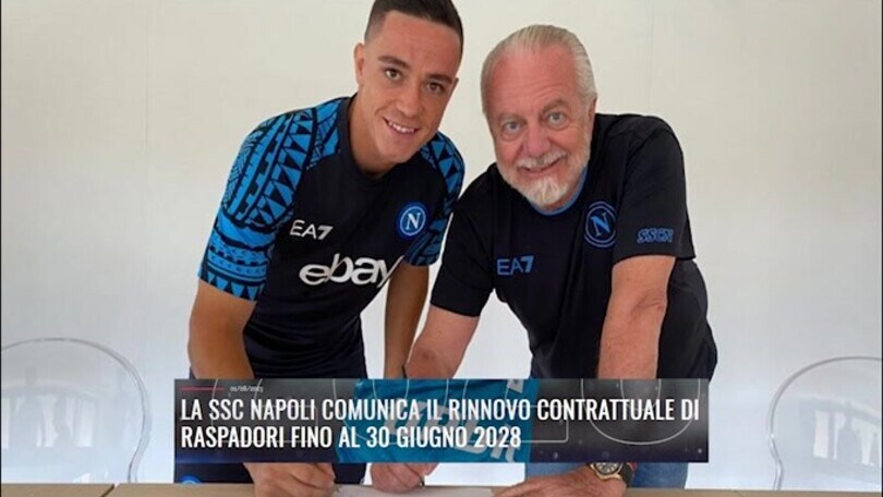 Napoli, Raspadori ha rinnovato fino al 2028