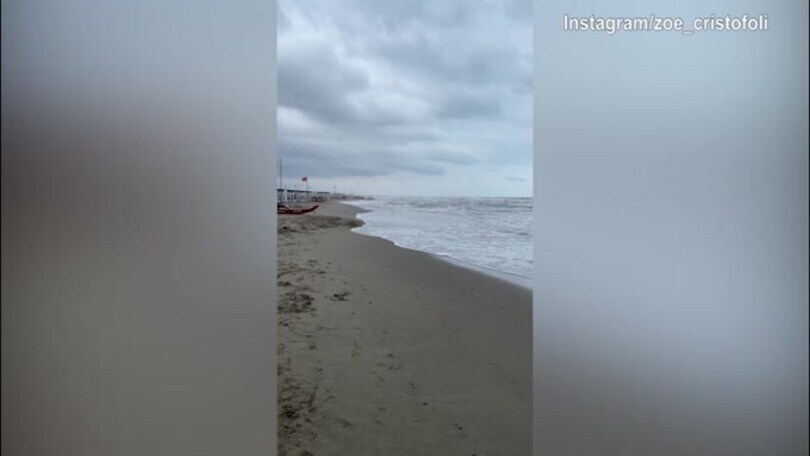 Nuvole su Forte dei Marmi: Lady Hernandez si gode Theo Jr