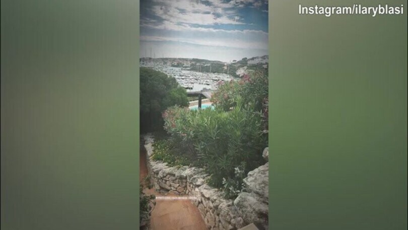 Costa Smeralda, risveglio incantevole per Ilary Blasi