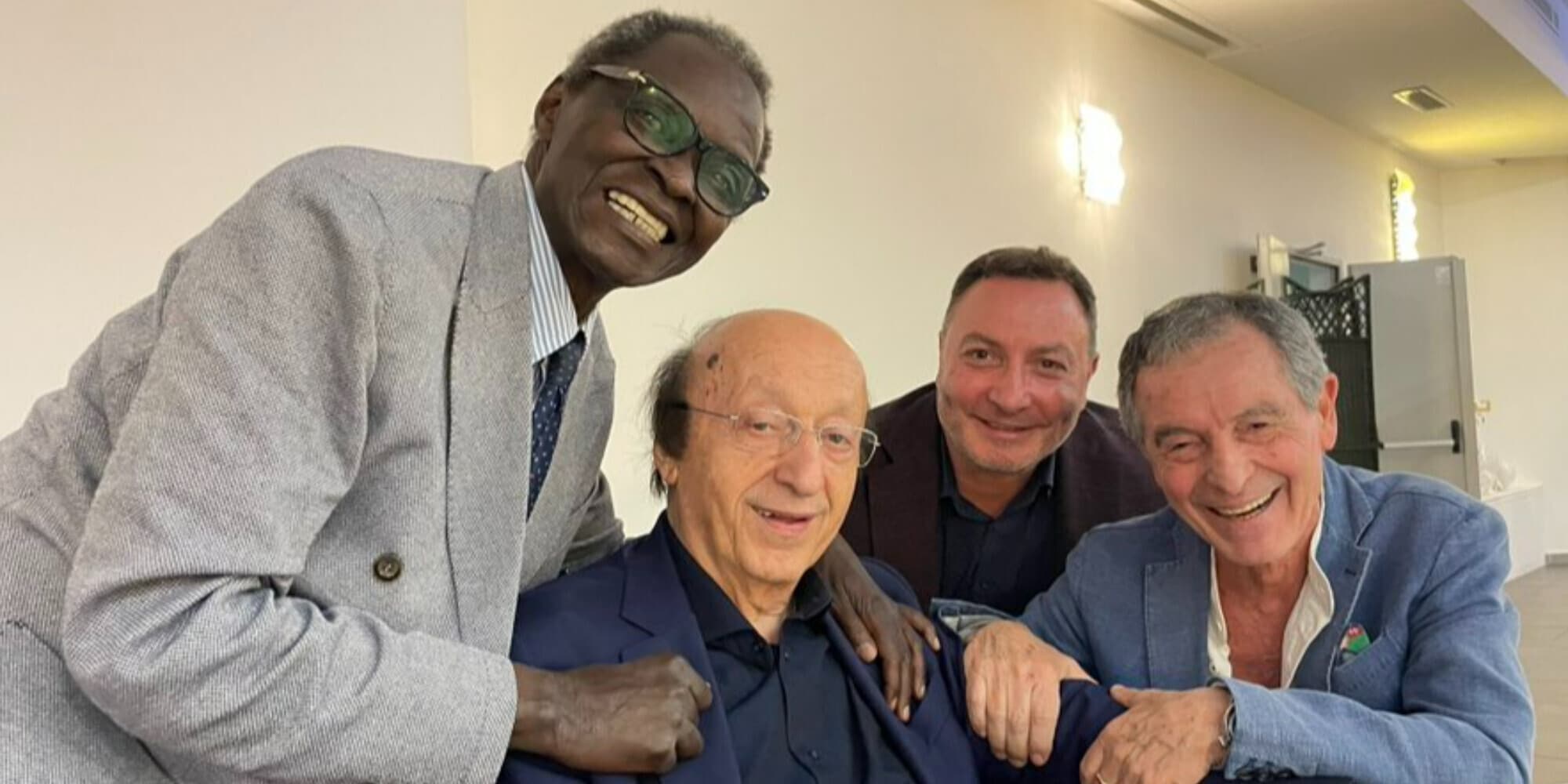 Idris, Moggi ricorda l'amico: "Sempre al mio fianco, mi mancherai"
