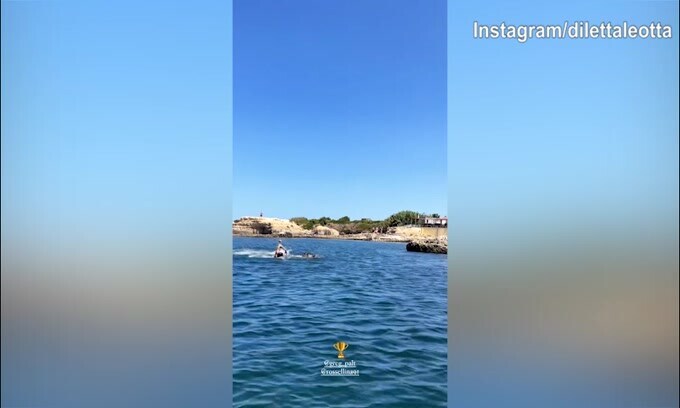 Gara in mare tra Diletta Leotta e Paltrinieri: chi vincerà?