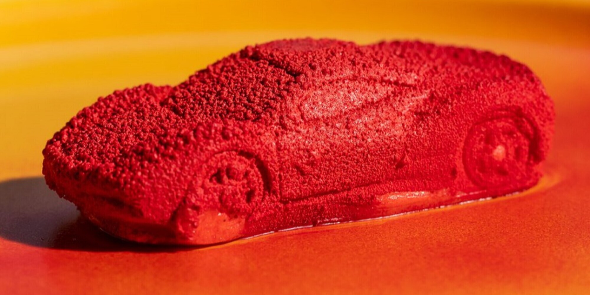 Ferrari, Tributo è il dessert che omaggia Enzo e Modena