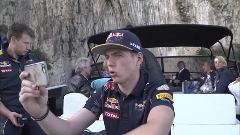 Red Bull, la fedeltà di Max Verstappen