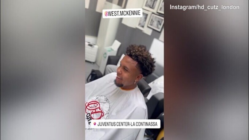 Juve, nuovo look per Weah e McKennie
